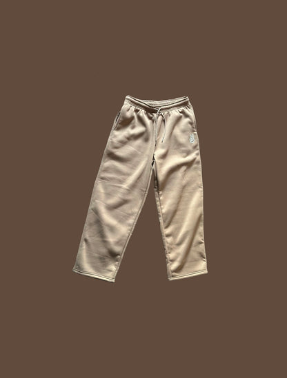 Tracksuit Set “سوف نبقى هنا”
